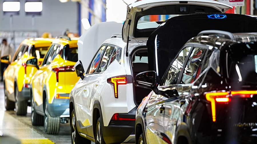 Утильсбор перенесли на 1 декабря. Как спланировать покупку автомобиля выгодно?